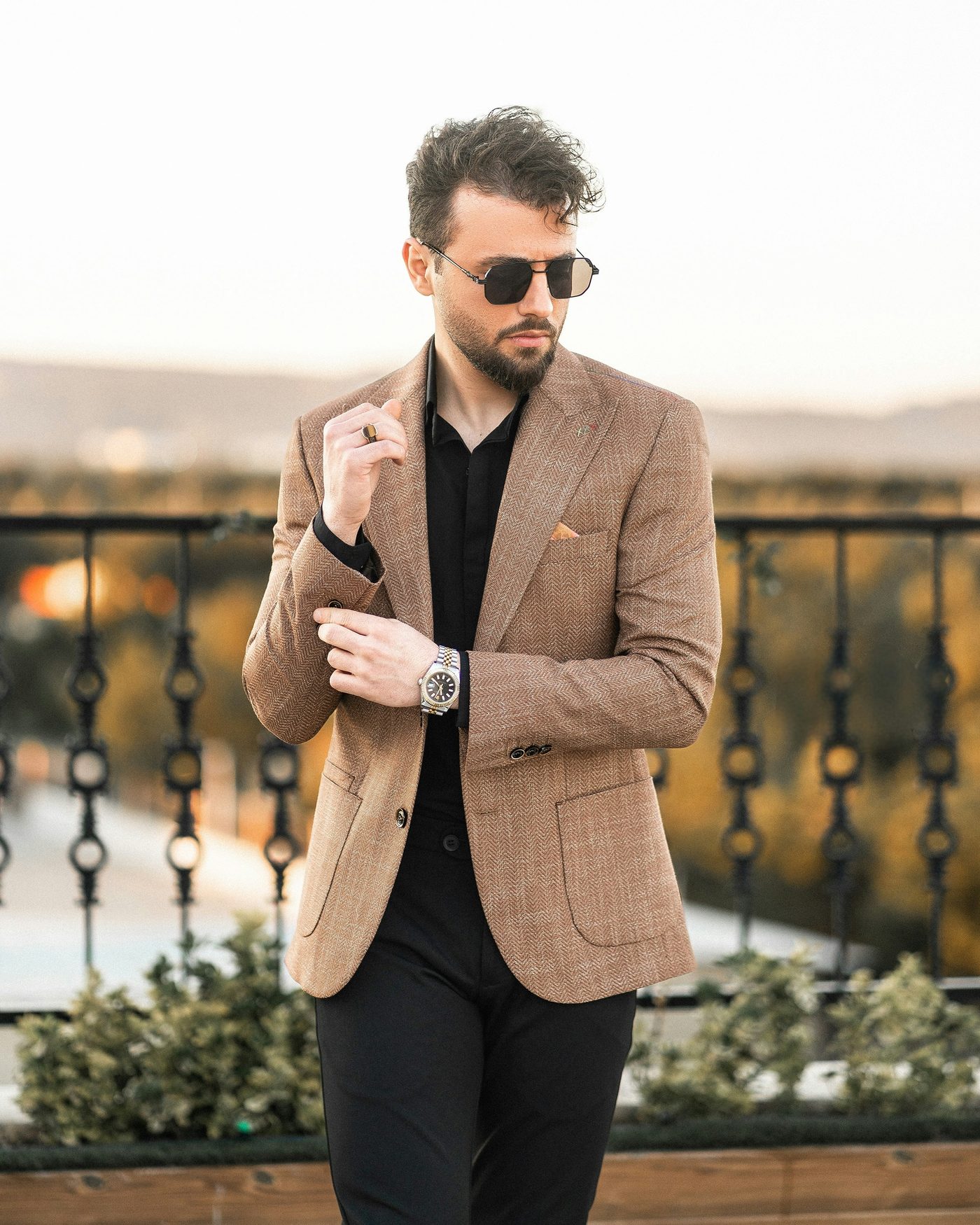 Look masculino com acabamento refinado